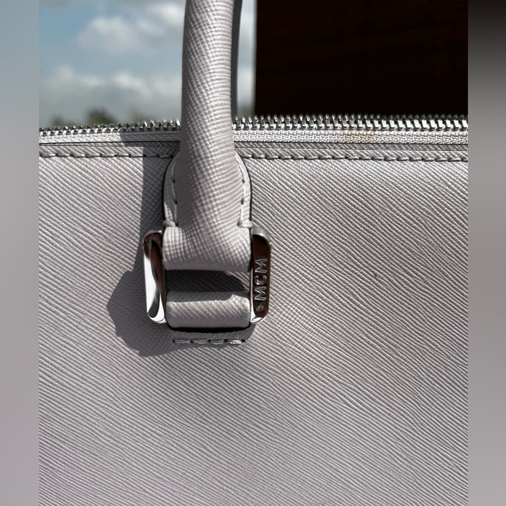 MCM Authentic NWOT Saffiano Nuovo Gray Tote Crossbody Bag with Dust bag - Picture 4 of 14